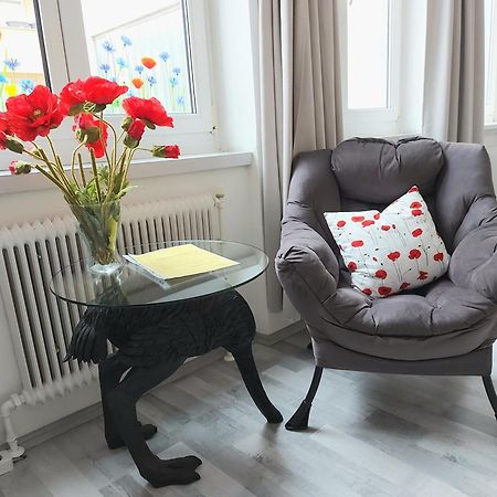 Apartman Favorita Apartment Wina Bagian luar foto